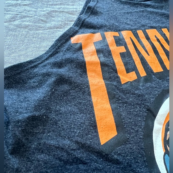 3/$10 🏷️ Tennessee Volunteers Smoky Muscle Tank - Picture 3 of 6